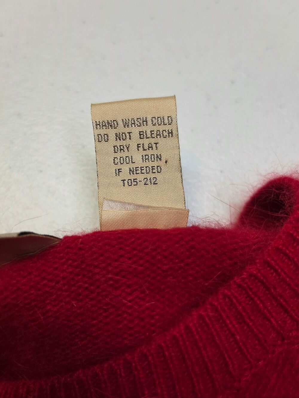 Apostrophe Angora Blend Vibrant Red Fuzzy Button Up Cardigan Sweater Vintage - Picture 9 of 11